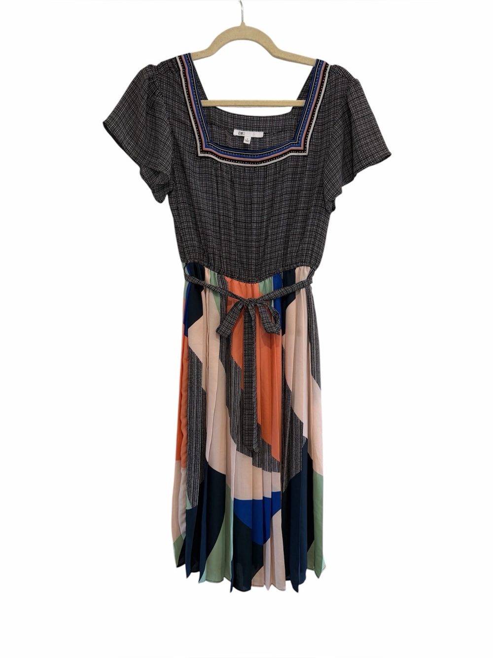 DR2 Multicolor Block Pleated Midi Dress